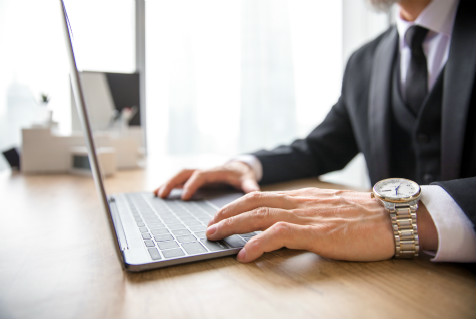 藍點公司如何發(fā)揮網(wǎng)站制作的最大營銷效果？